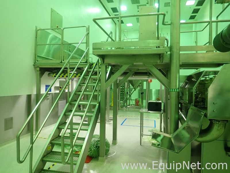 Mezzanine De Acero Inoxidable Con Escaleras Y Rieles