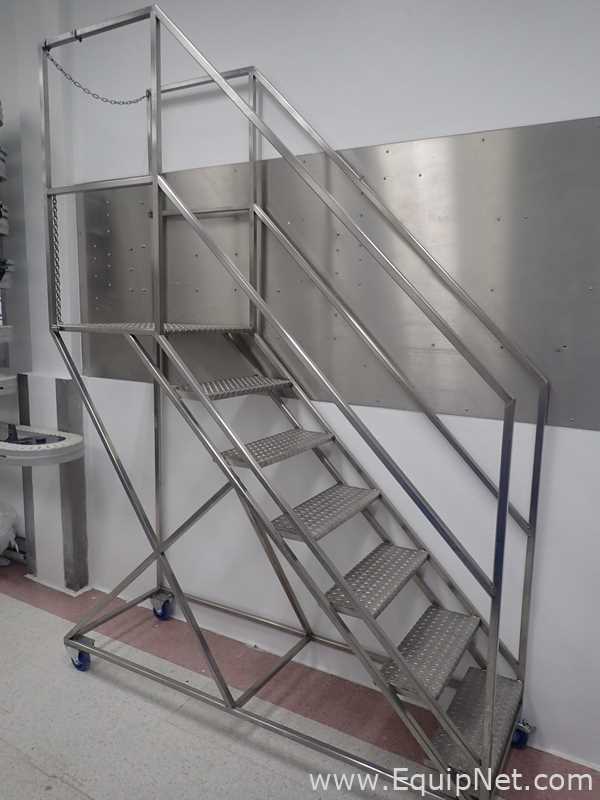 Escalera De Acero Inoxidable De 7 Niveles