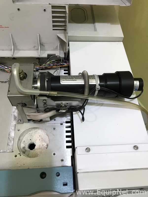 Agilent Technologies 6890 Gas Chromatograph