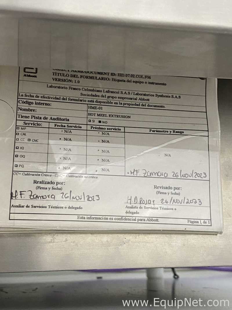 Sistema Extrusor De Doble Tornillo Thermo Scientific Pharma 11 Con Molino Granulador