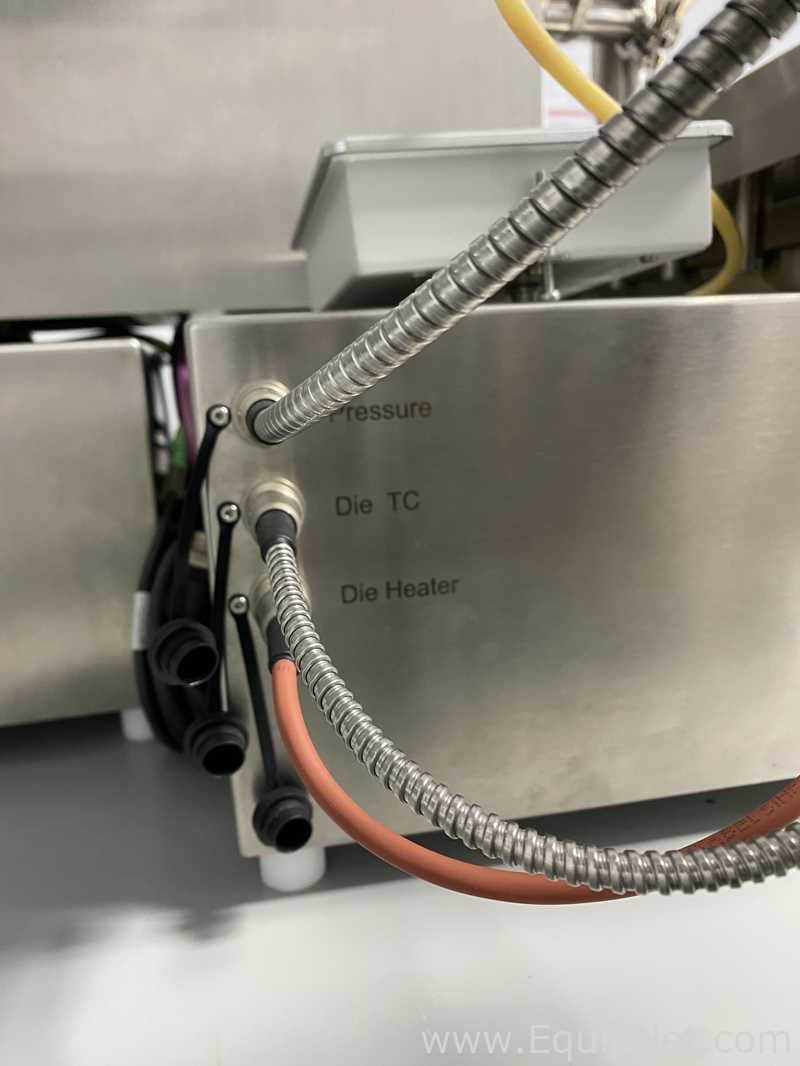 Sistema Extrusor De Doble Tornillo Thermo Scientific Pharma 11 Con Molino Granulador
