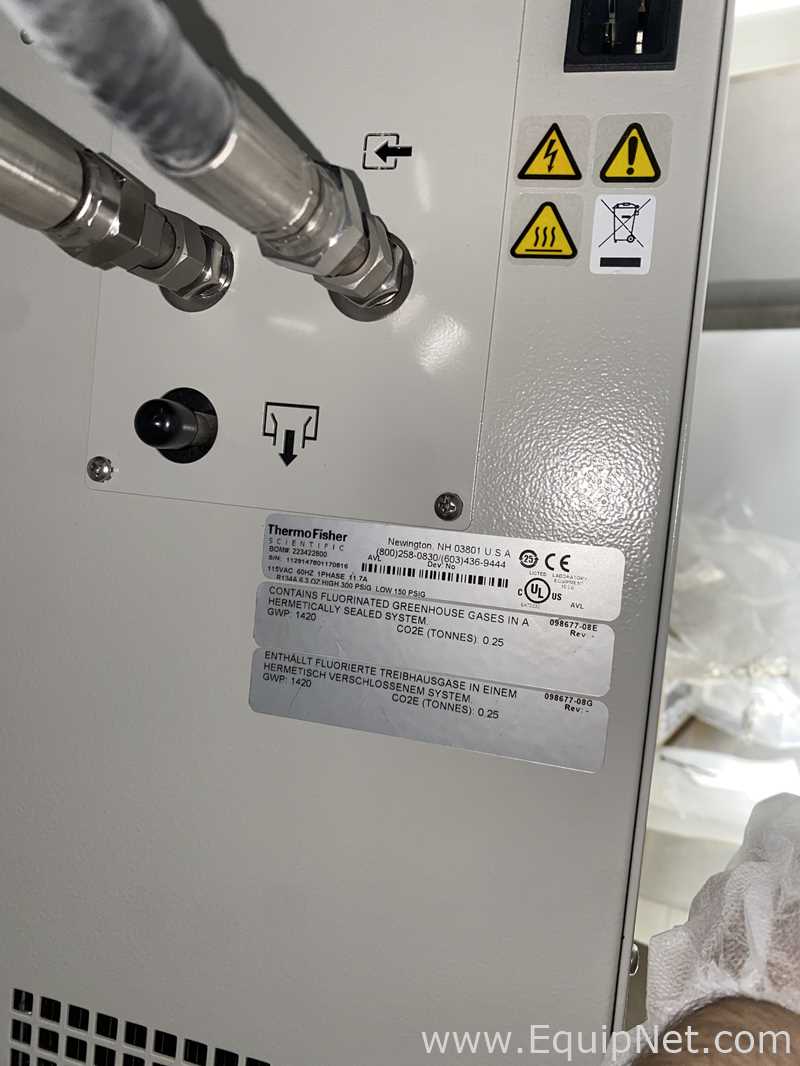 Sistema Extrusor De Doble Tornillo Thermo Scientific Pharma 11 Con Molino Granulador