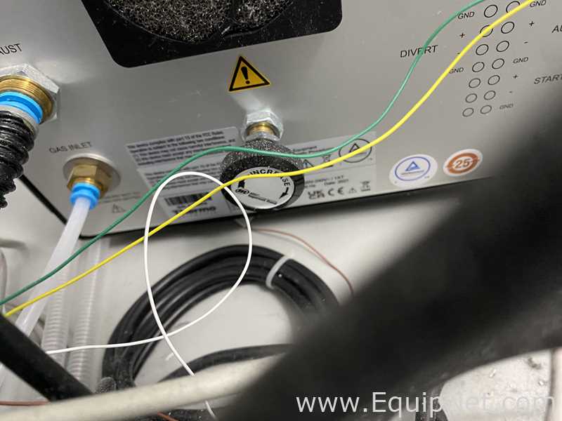 UHPLC Thermo Scientific UltiMate 3000 Con Automuestrador RS y Detectores Tipo DA, WL y CA