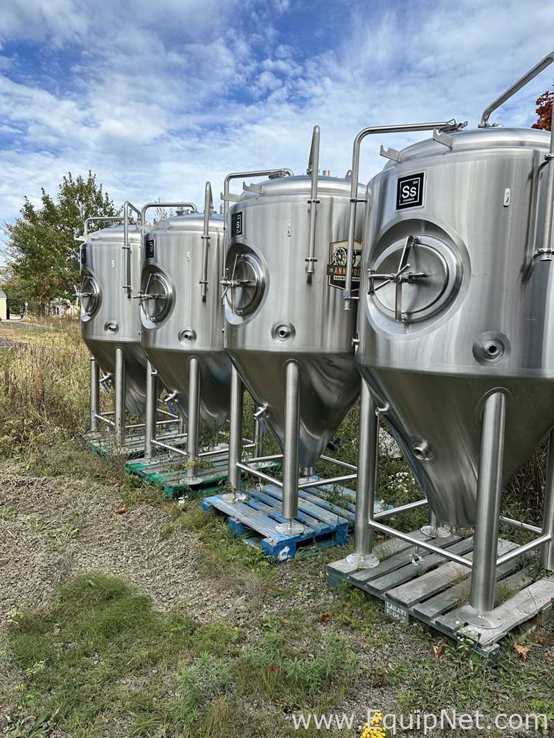 Tanque SS Brewing Technologies Requisitos de aire 420 GALS