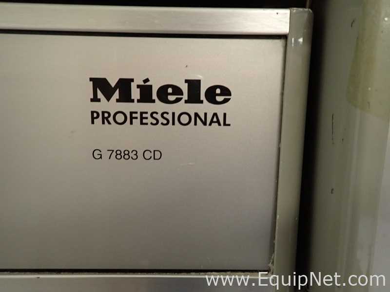 Lavadora e Secador de Vidraria Miele G 7883 CD