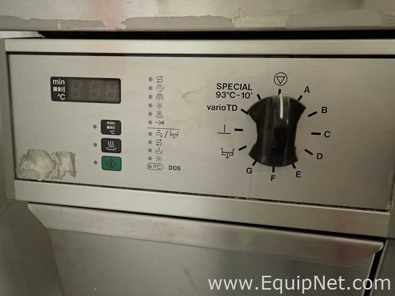 Lavadora e Secador de Vidraria Miele G 7883 CD