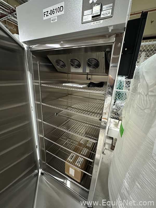 Darwin Chambers FS034 Freezer