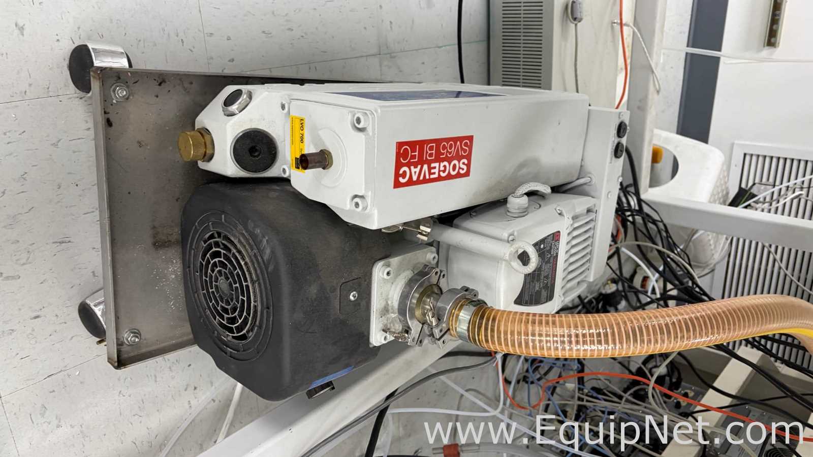 Shimadzu LCMS-8060 Triple Quadrupole Liquid Chromatograph Mass Spectrometer with Nexera X2 UHPLC