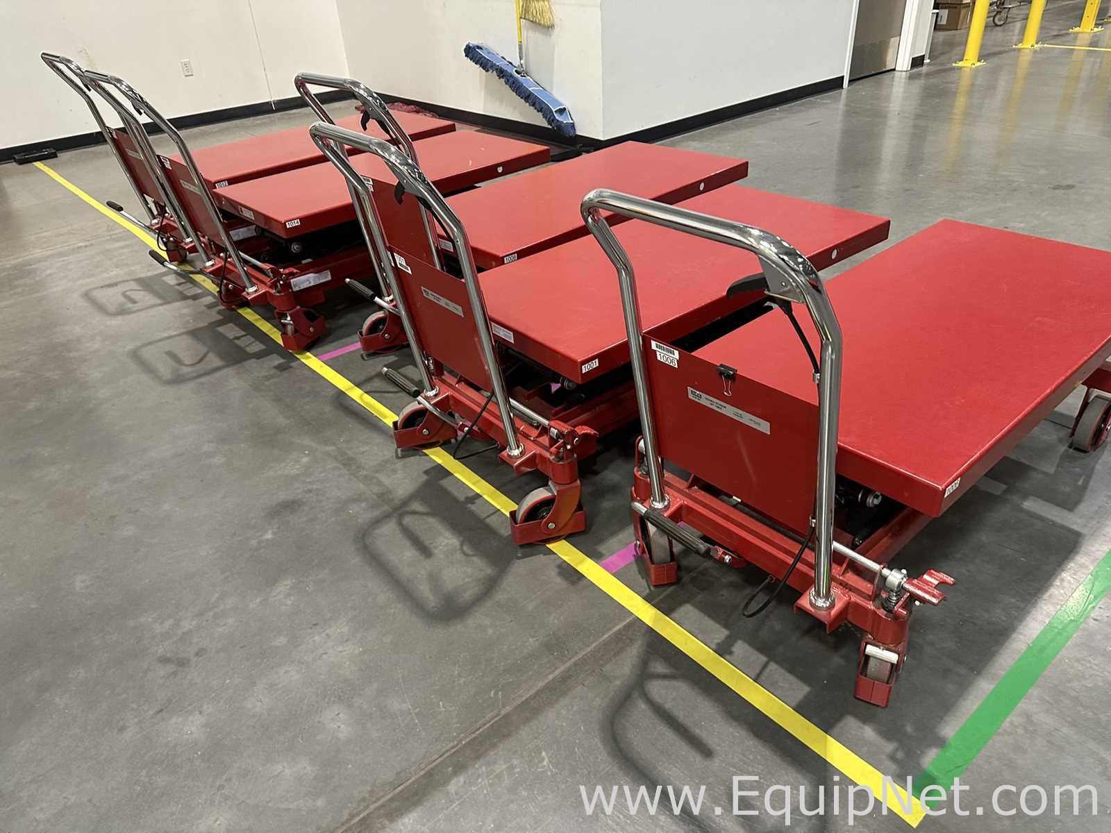 Línea de Lote de 5 Elevador Uline H-8152