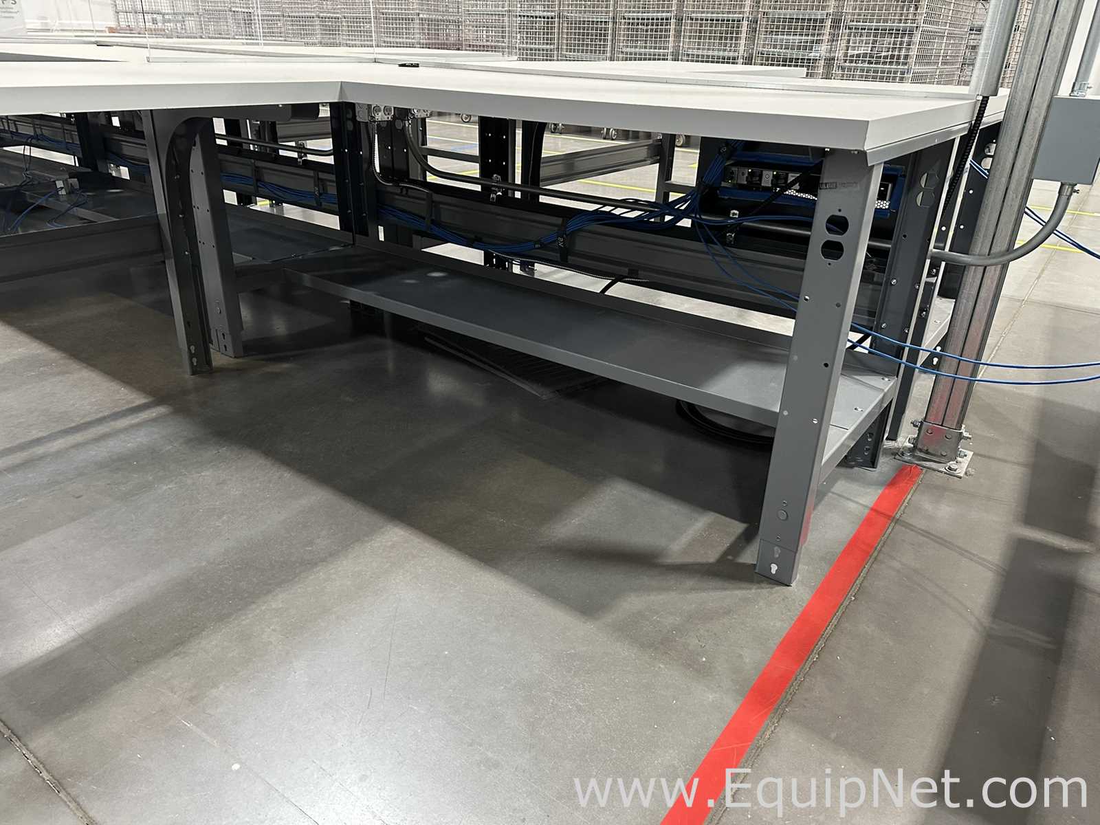 Linhas de lote de  10 Bancada/Estação de Trabalho Uline 