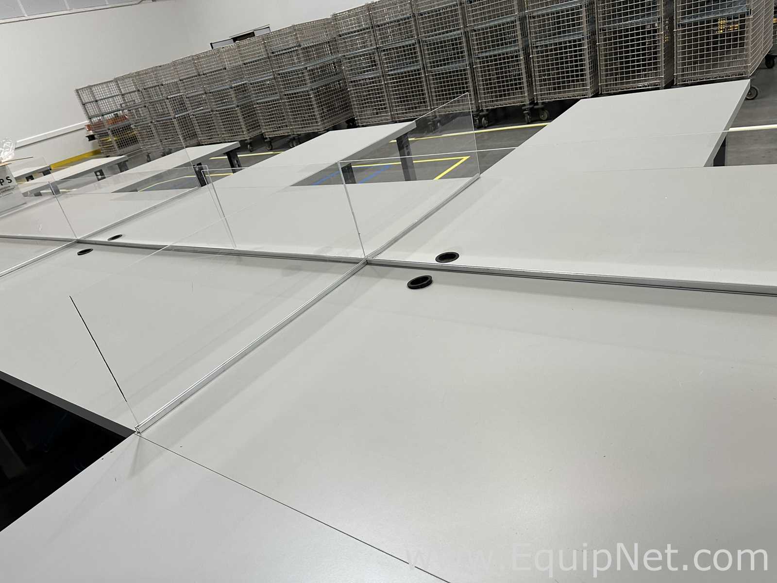 Linhas de lote de  10 Bancada/Estação de Trabalho Uline 
