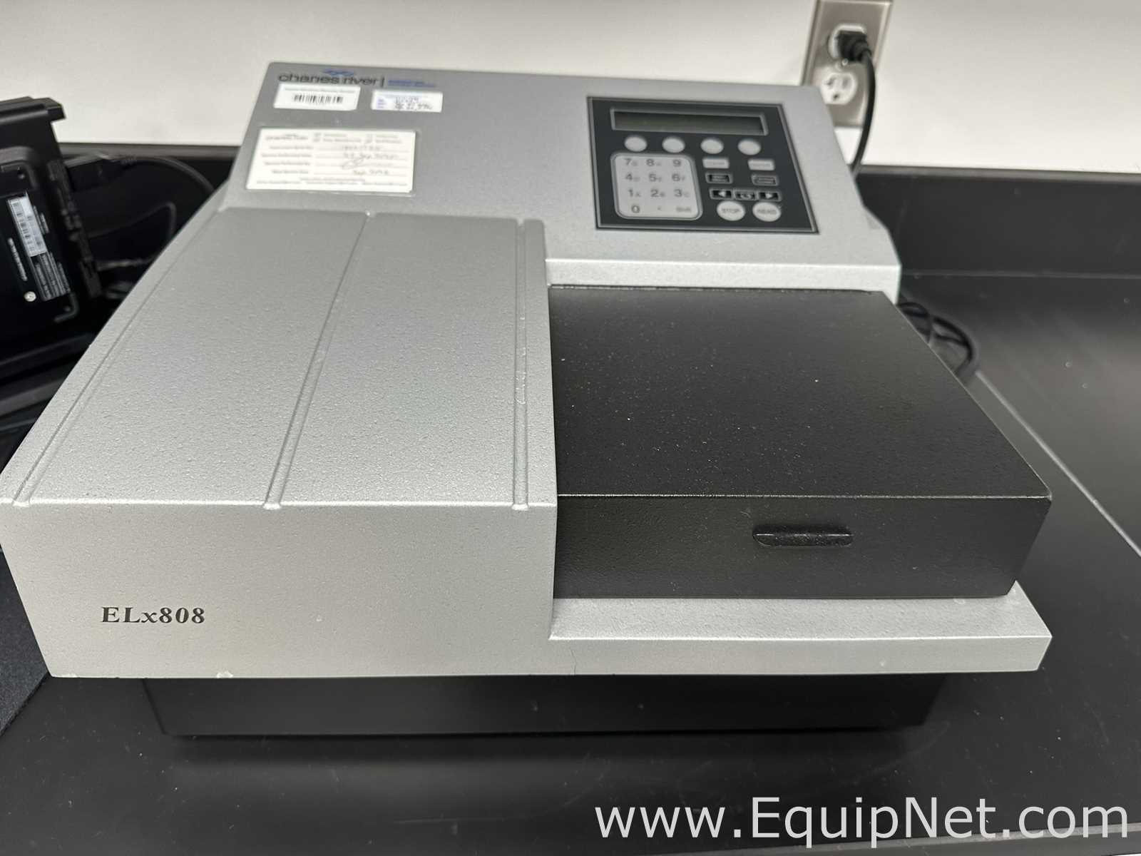 Leitor de MicroPlaca BioTek Instruments ELx808IUCR