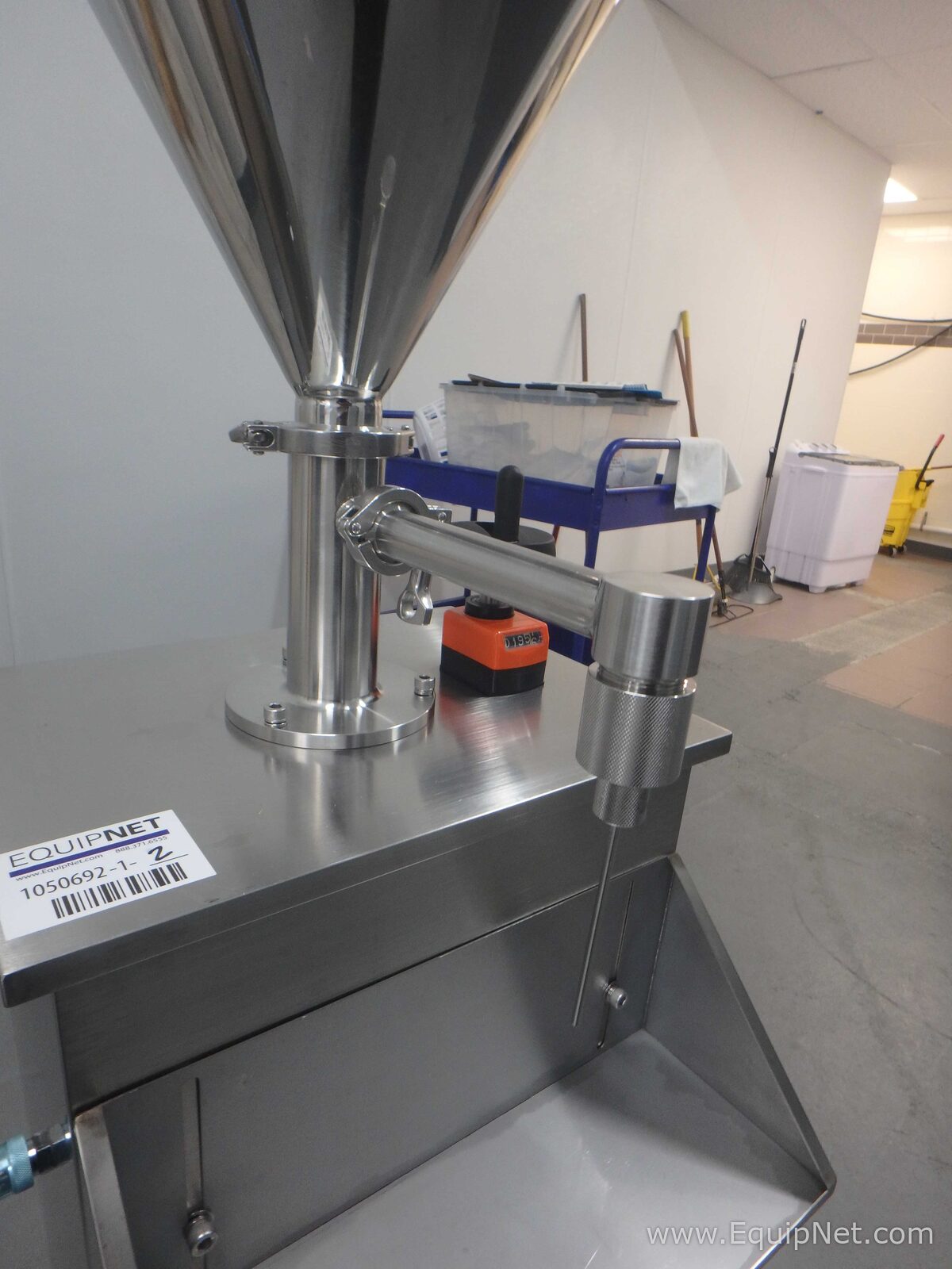 Guangzhou Lianmeng Machinery Equipment Co LM GT 150ML Manual Filler