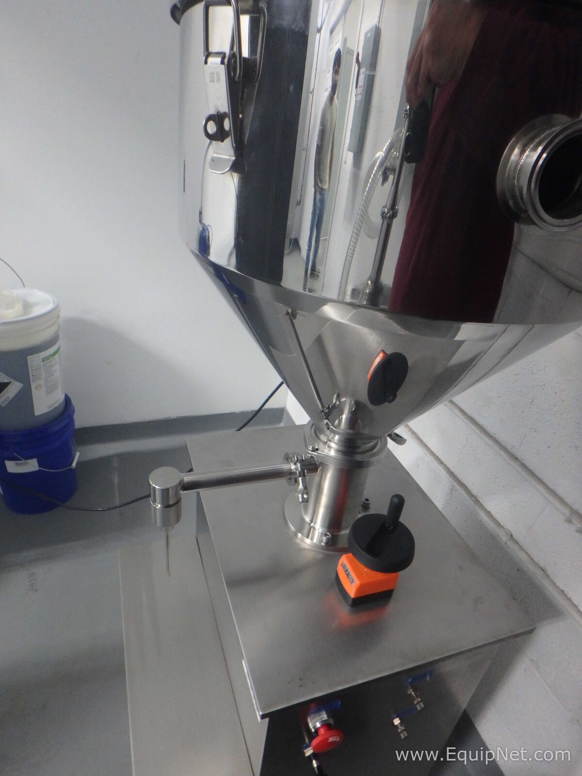Guangzhou Lianmeng Machinery Equipment Co LM GT 150ML Manual Filler