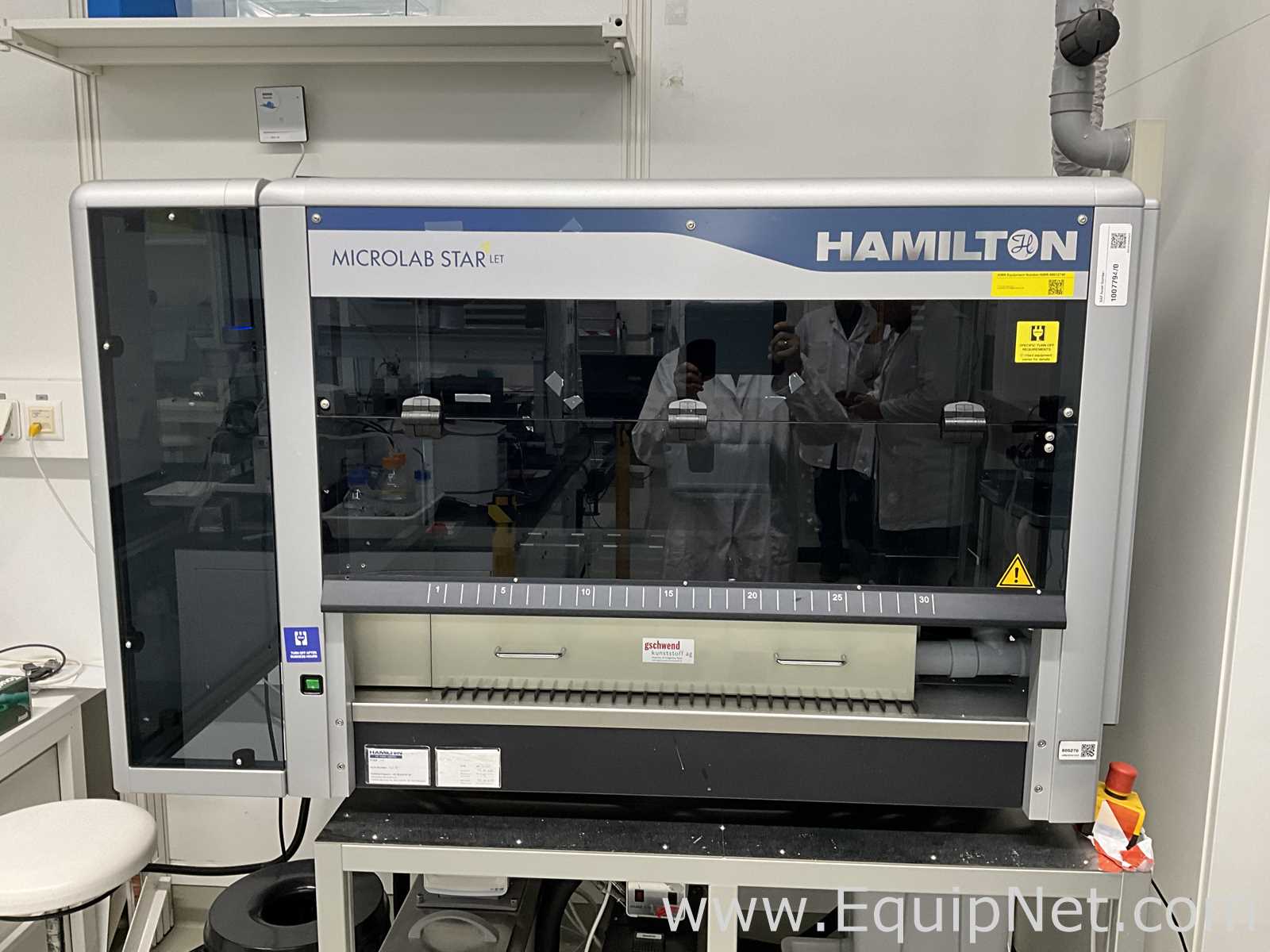 Manipulador de Líquidos Hamilton Company Microlab Starlet