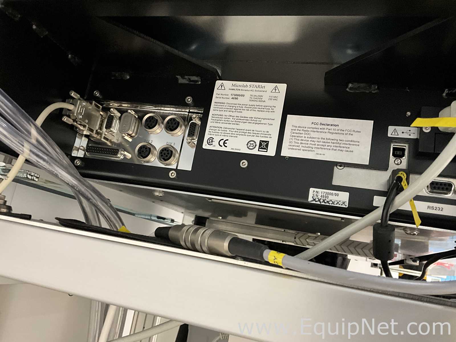 Manipulador de Líquidos Hamilton Company Microlab Starlet