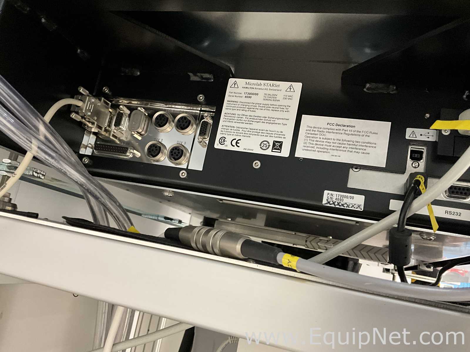 Manipulador de Líquidos Hamilton Company Microlab Starlet
