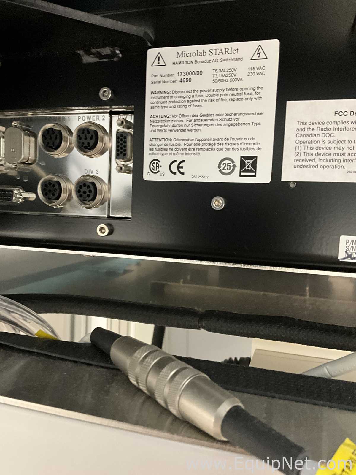Manipulador de Líquidos Hamilton Company Microlab Starlet