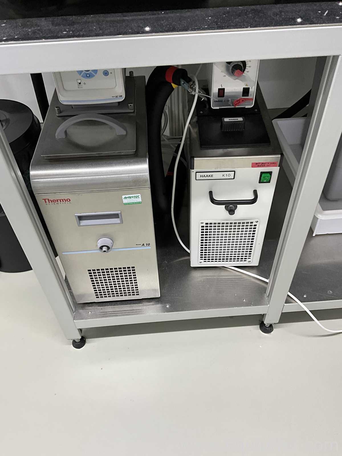 Manipulador de Líquidos Hamilton Company Microlab Starlet
