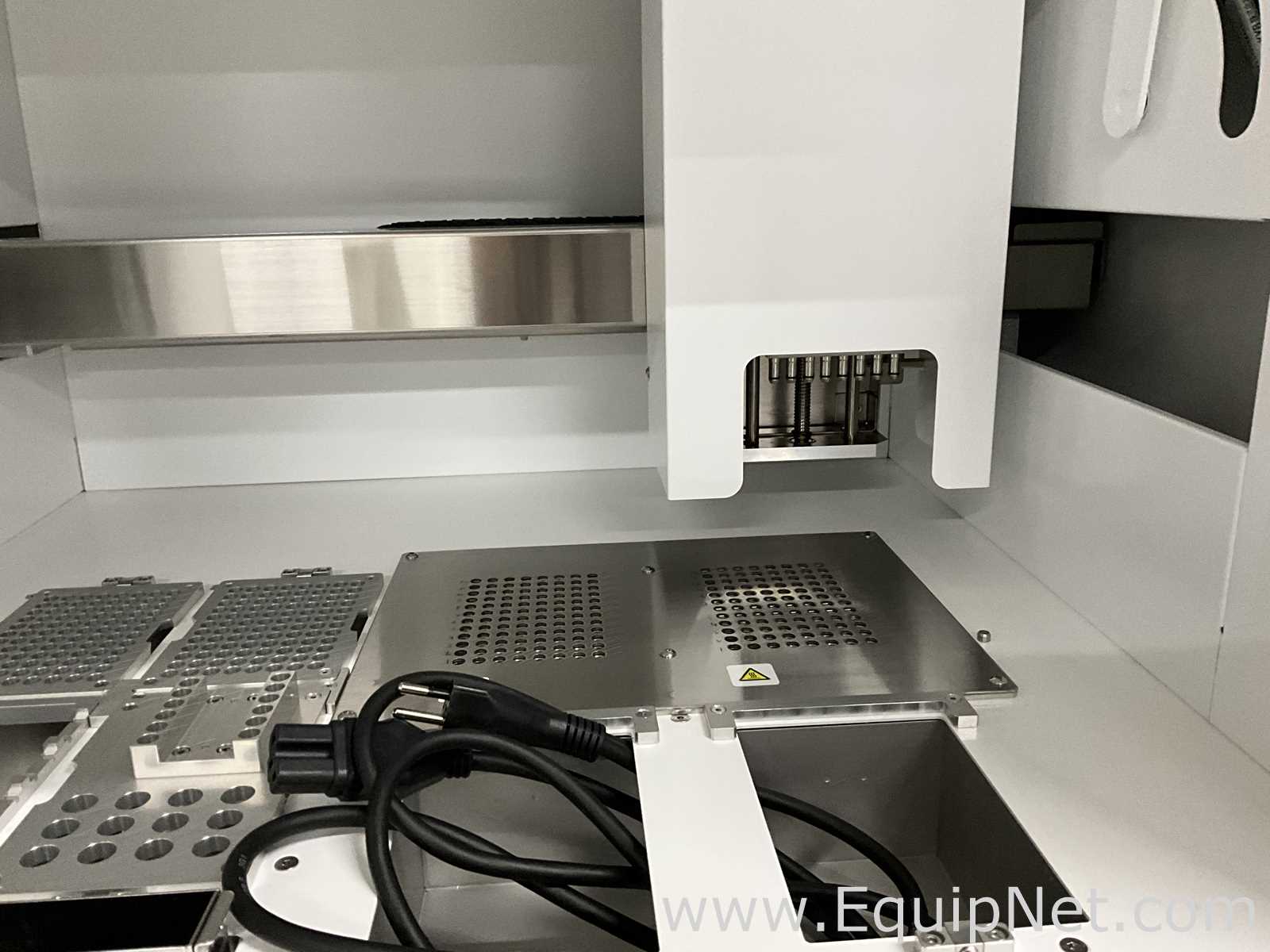 Manejadora de Líquidos Precision System Science Co., Ltd. SX-8G Compact