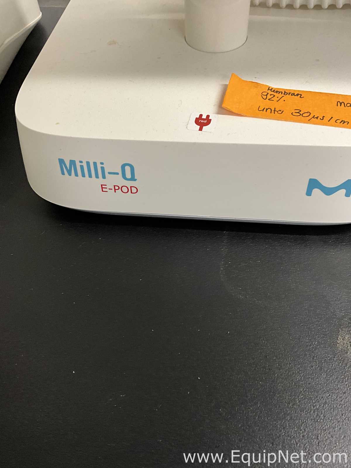 Sistema de Purificação e Destilação de Água Millipore Milli-Q IQ 7005
