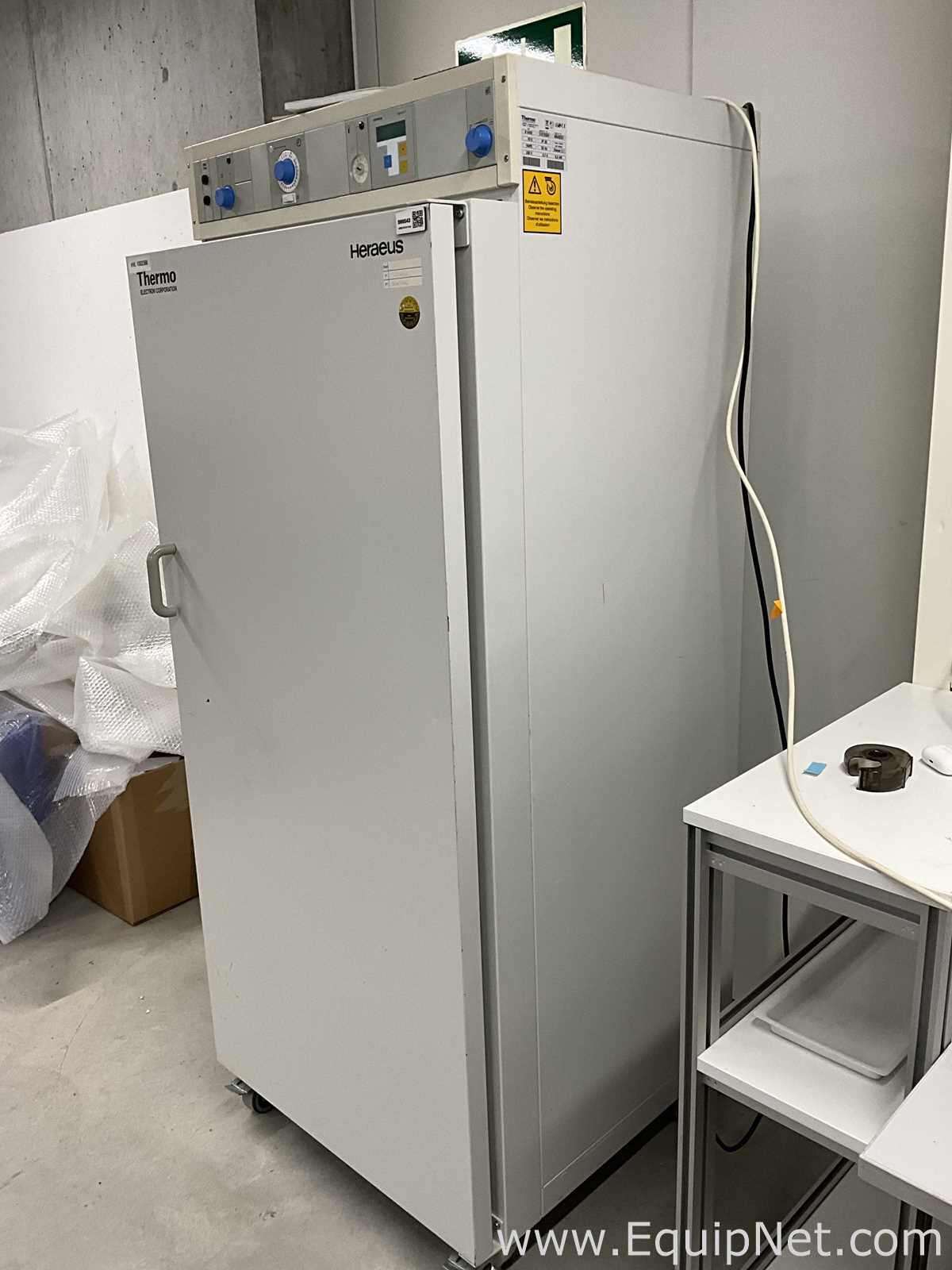 Incubadora Thermo Electron Corporation Heraeus B6420
