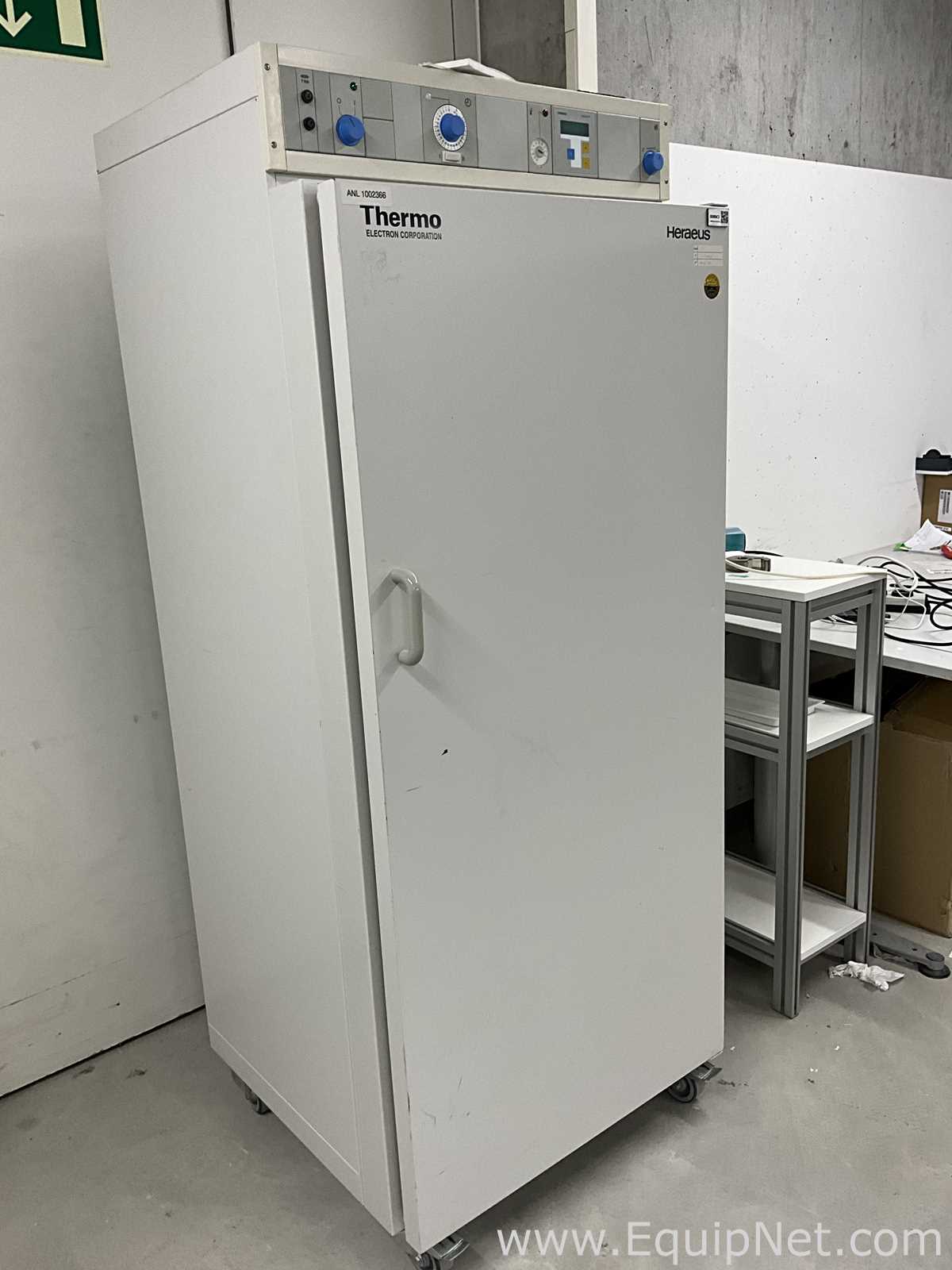 Incubadora Thermo Electron Corporation Heraeus B6420