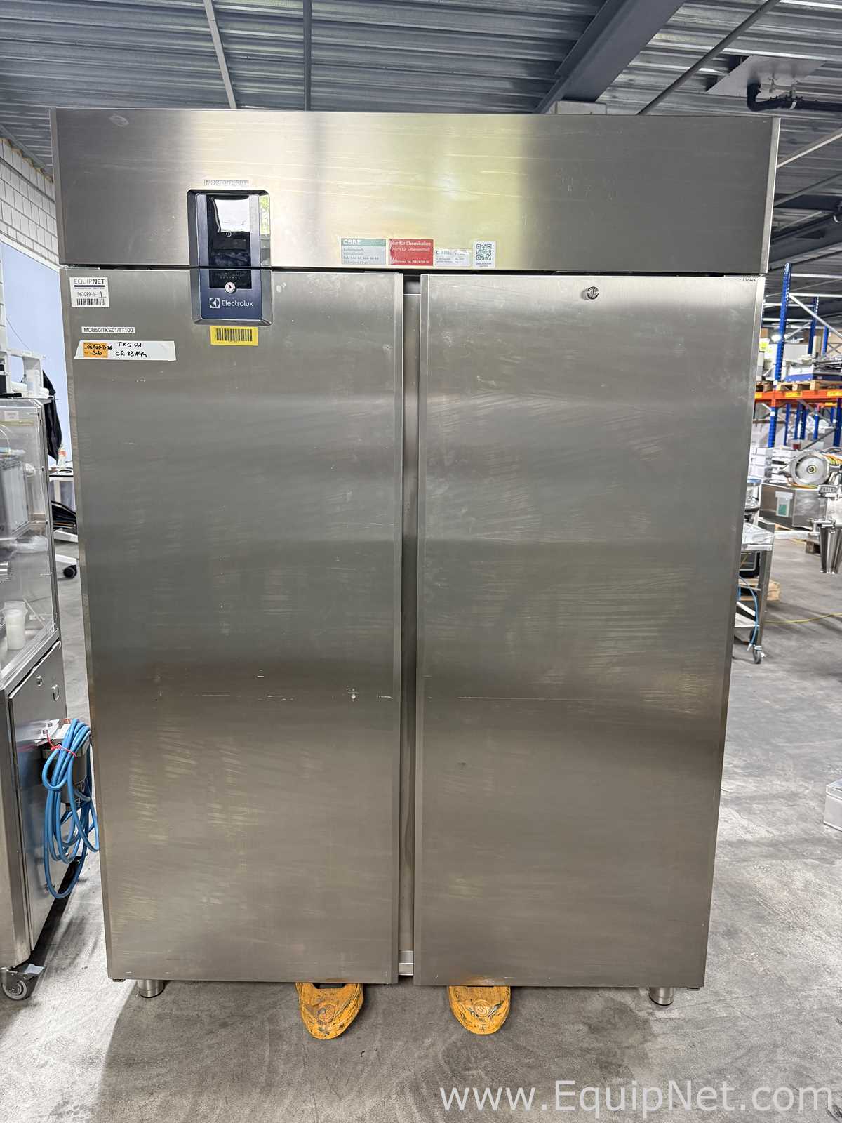 Congelador Electrolux ESP142FFC