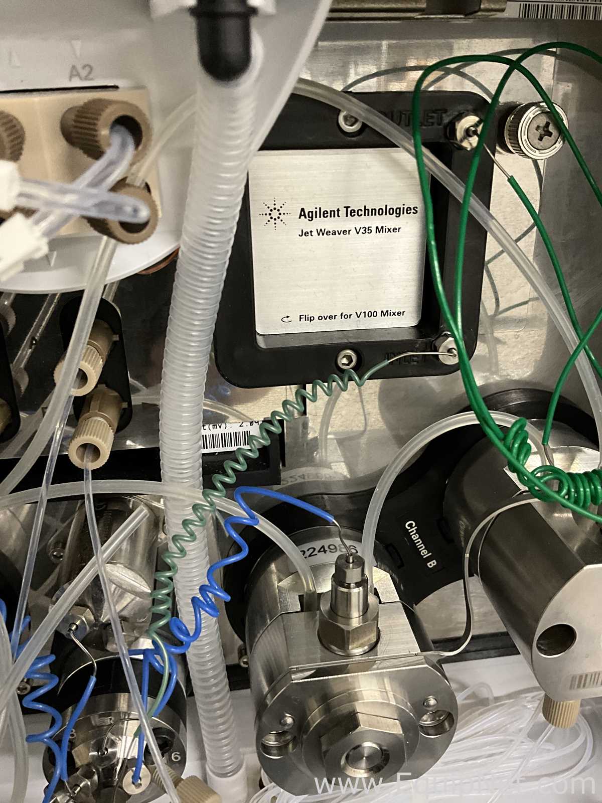 Agilent Technologies 1290 Infinity HPLC System with DAD Detector and Binary Pump