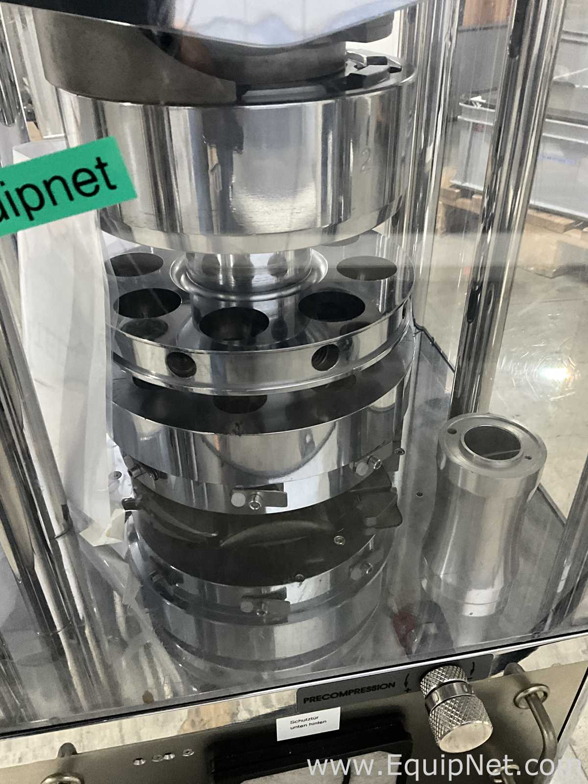 Piccola 8 Station Pilot Scale Tablet Press