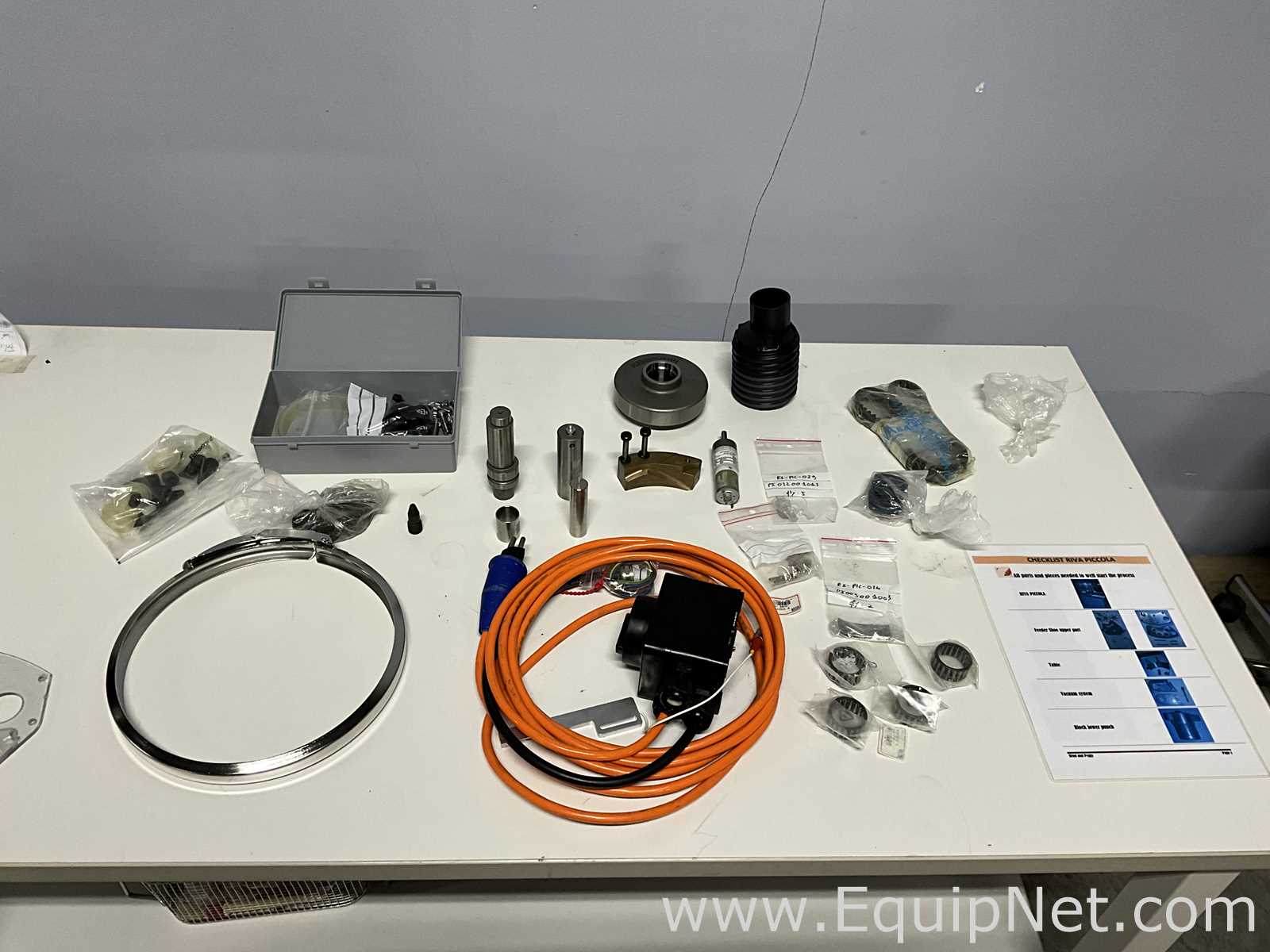Piccola 8 Station Pilot Scale Tablet Press