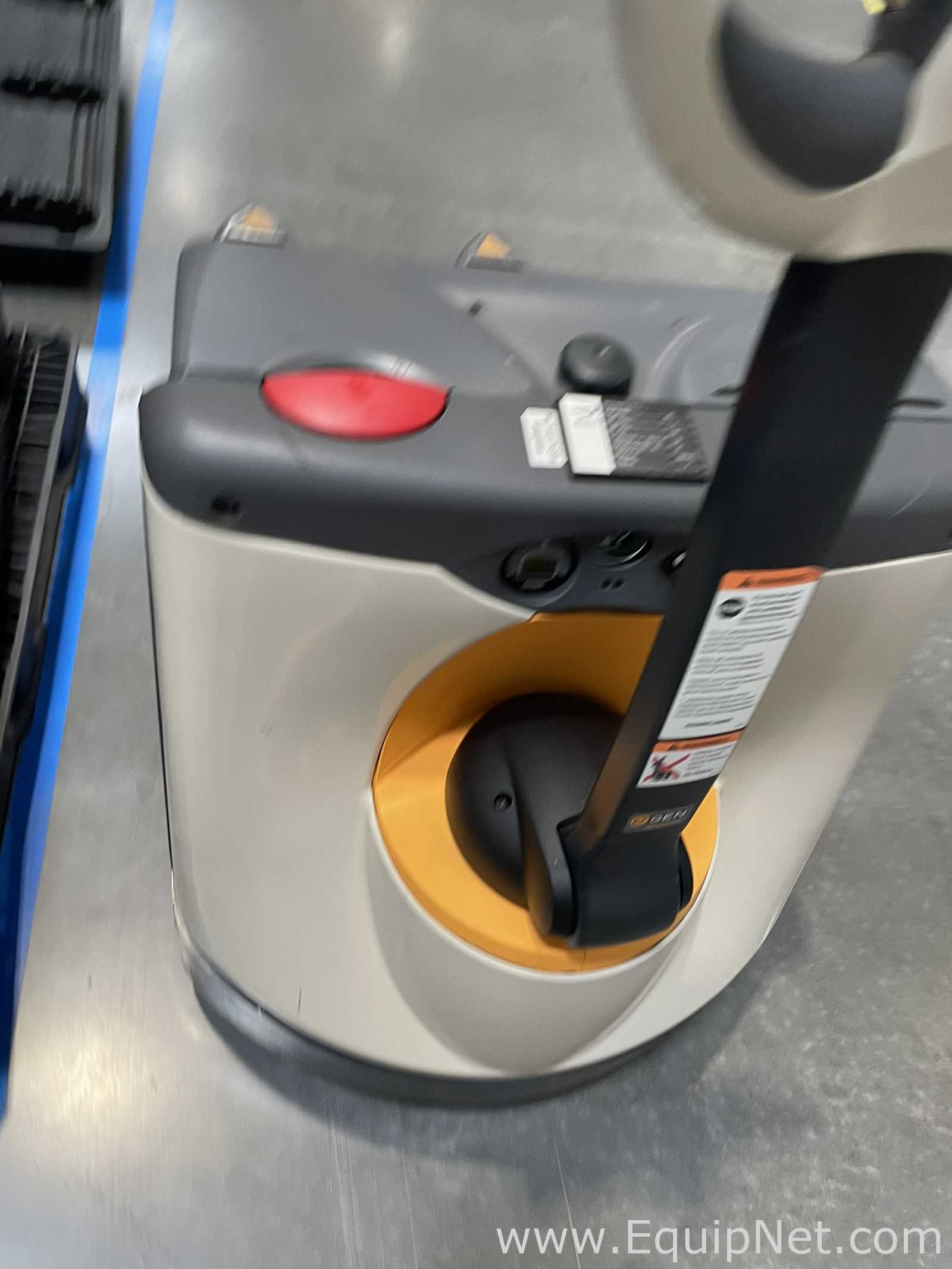 Crown WP3035-45 Electric Walkie Pallet Jack