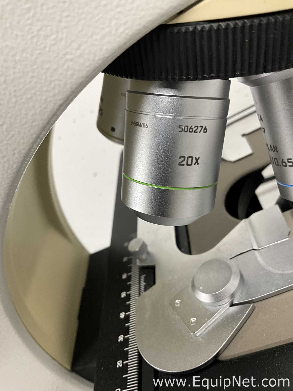 Leica DM1000 Optical Microscope