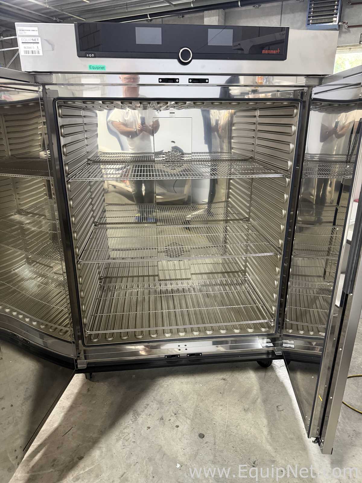 Estufa para Laboratórios Memmert GmbH Co.Kg UF750 Plus