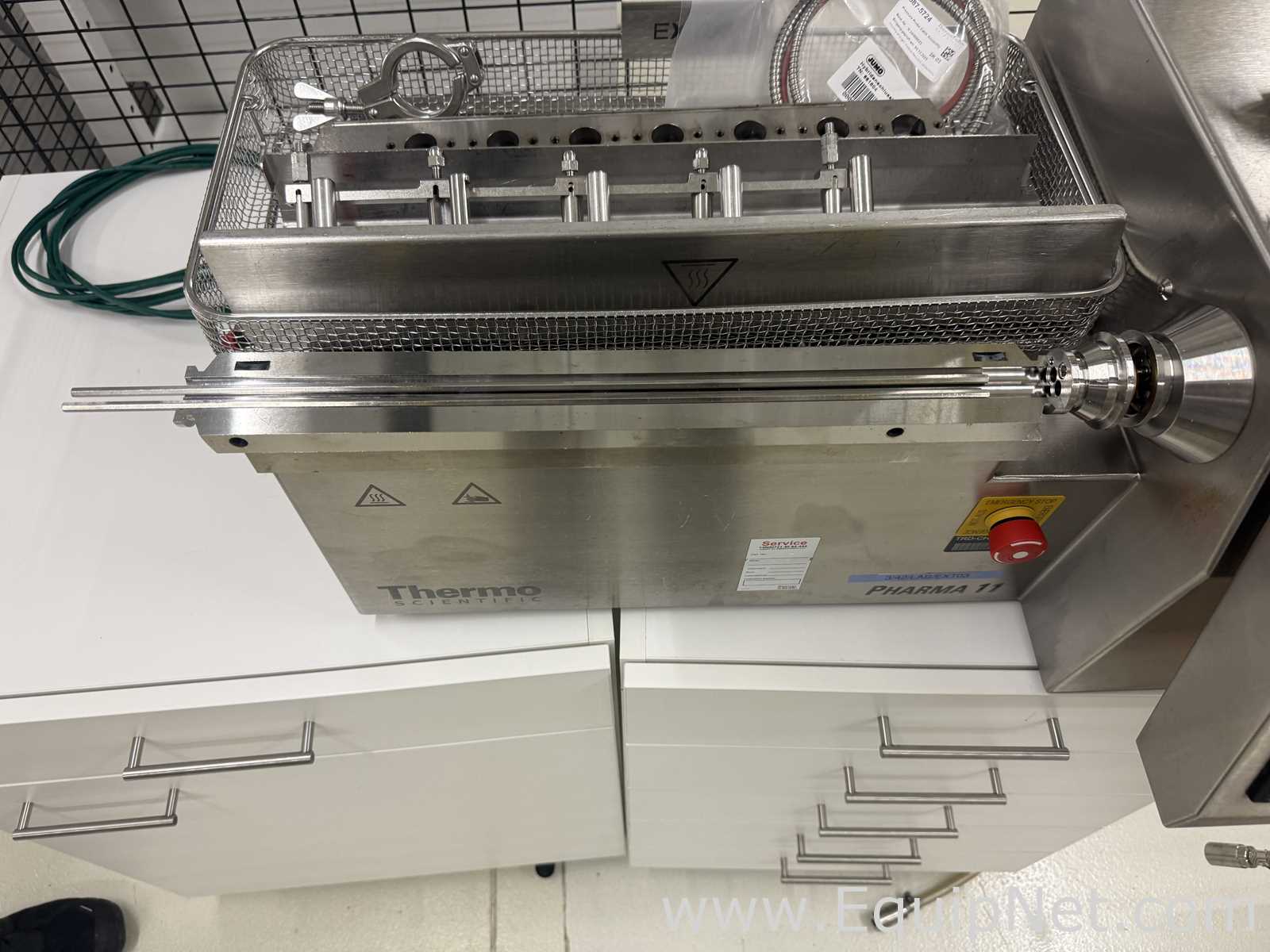 Thermo Fisher Pharma 11 HME Twin-Screw Extruder
