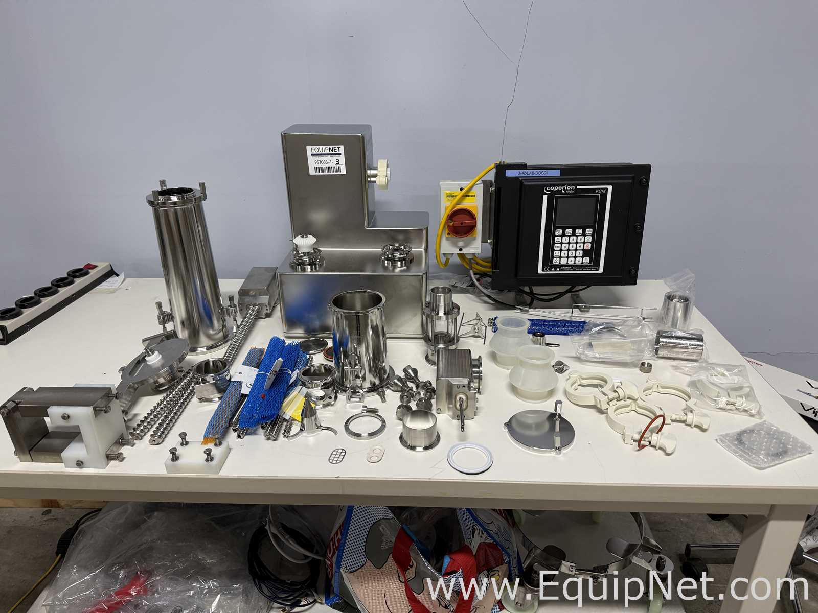 Alimentador de Parafuso Coperion K-Tron K-CL-SFS-MT12