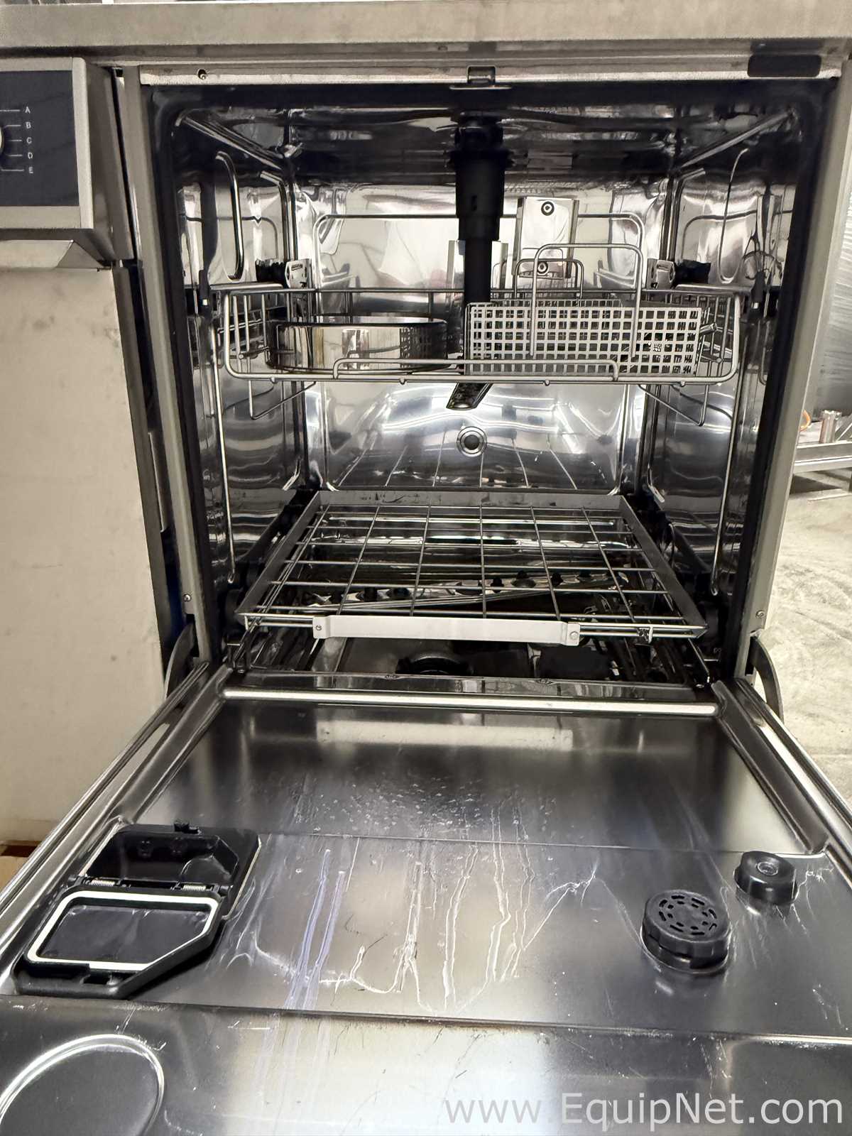 Lavadora para Laboratórios/Peça Miele G 7883 CD