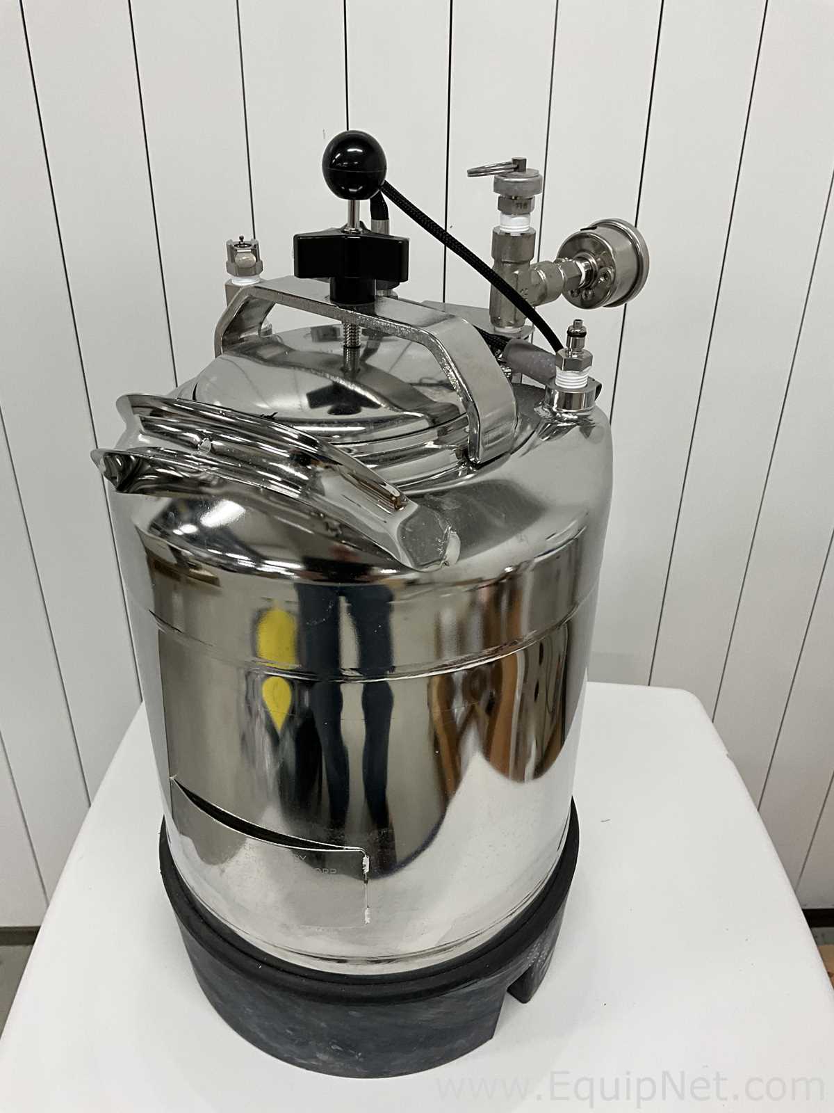 BD FACSMelody Cell Sorter