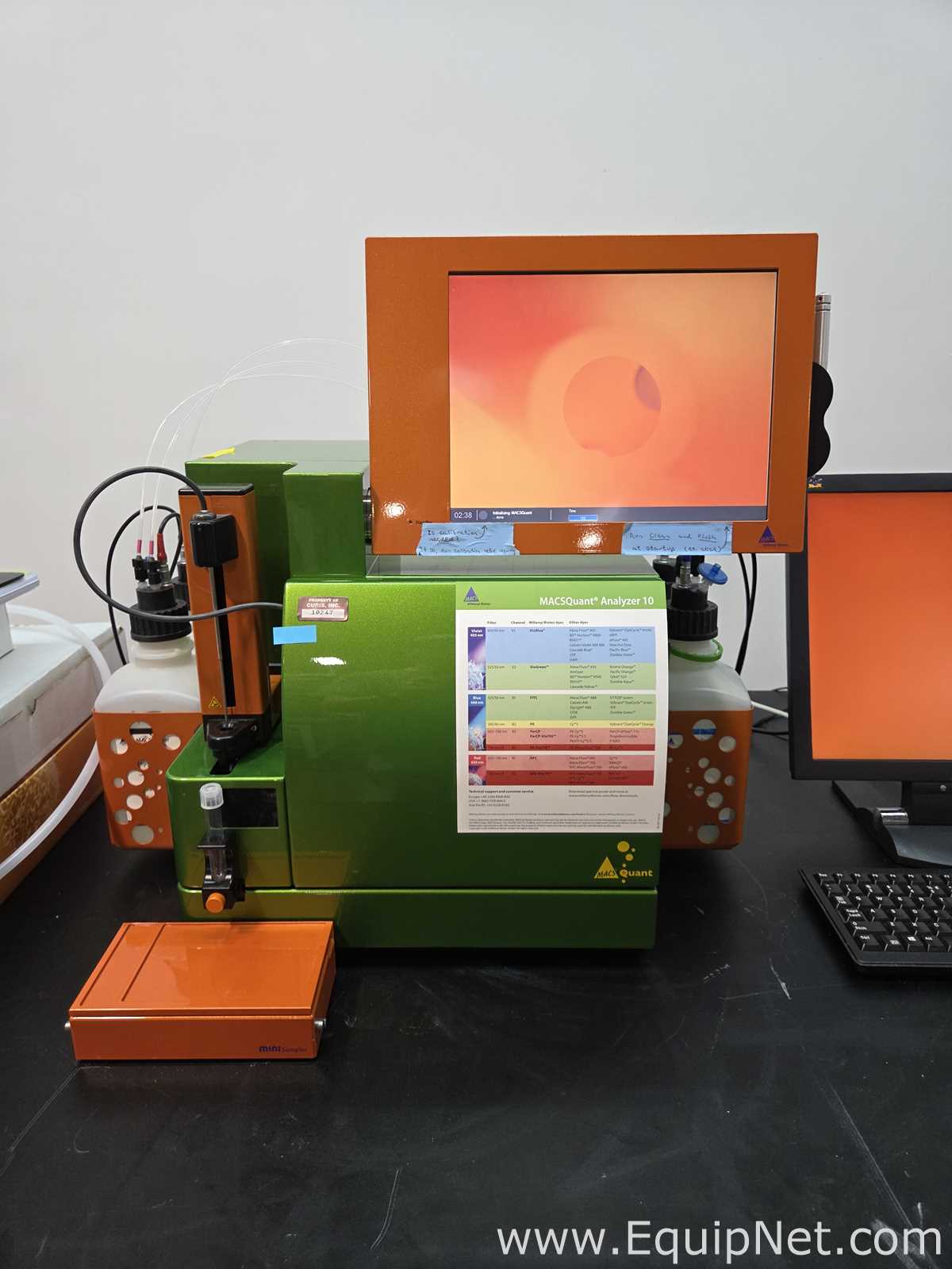 Citómetro de Flujo Miltenyi Biotec MACS Quant Analyzer 10