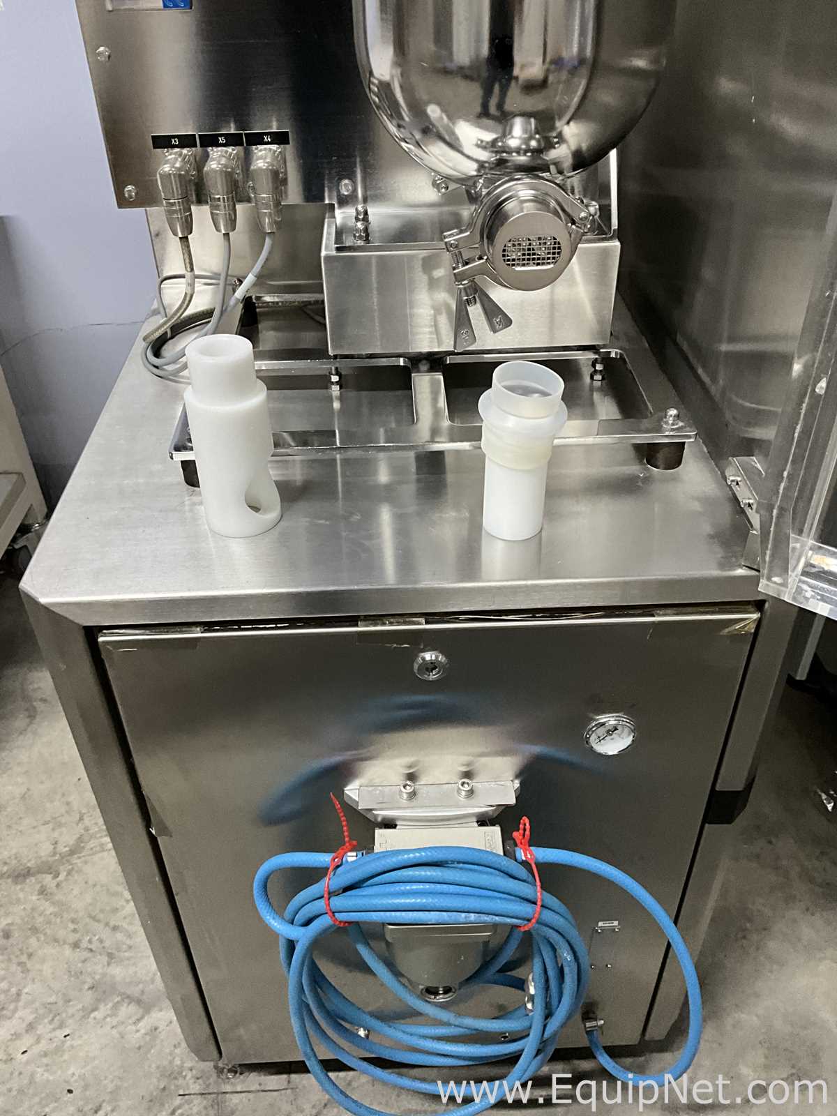 Compressora de Comprimidos Fette PKB3