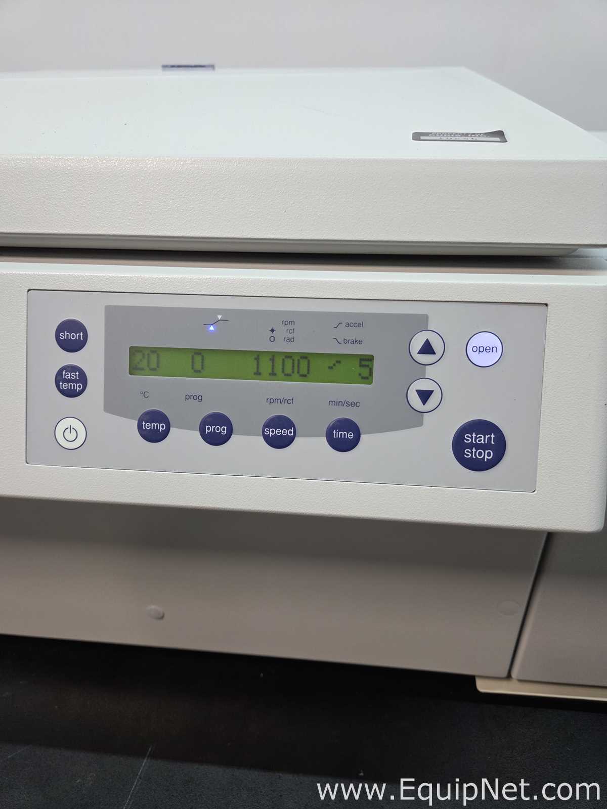 Centrífuga para laboratorio Eppendorf 5804R