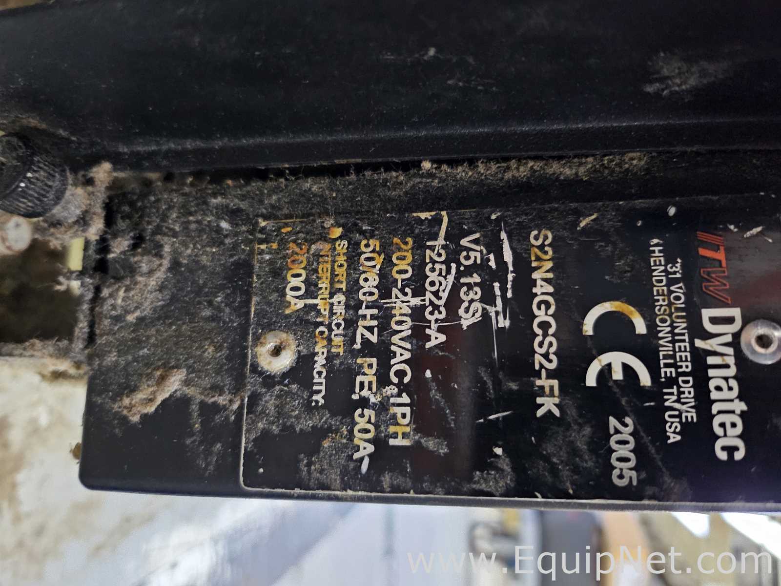 Máquina de Aplicação de Adesivo ITW Dynatec S2N4GCS2-FK