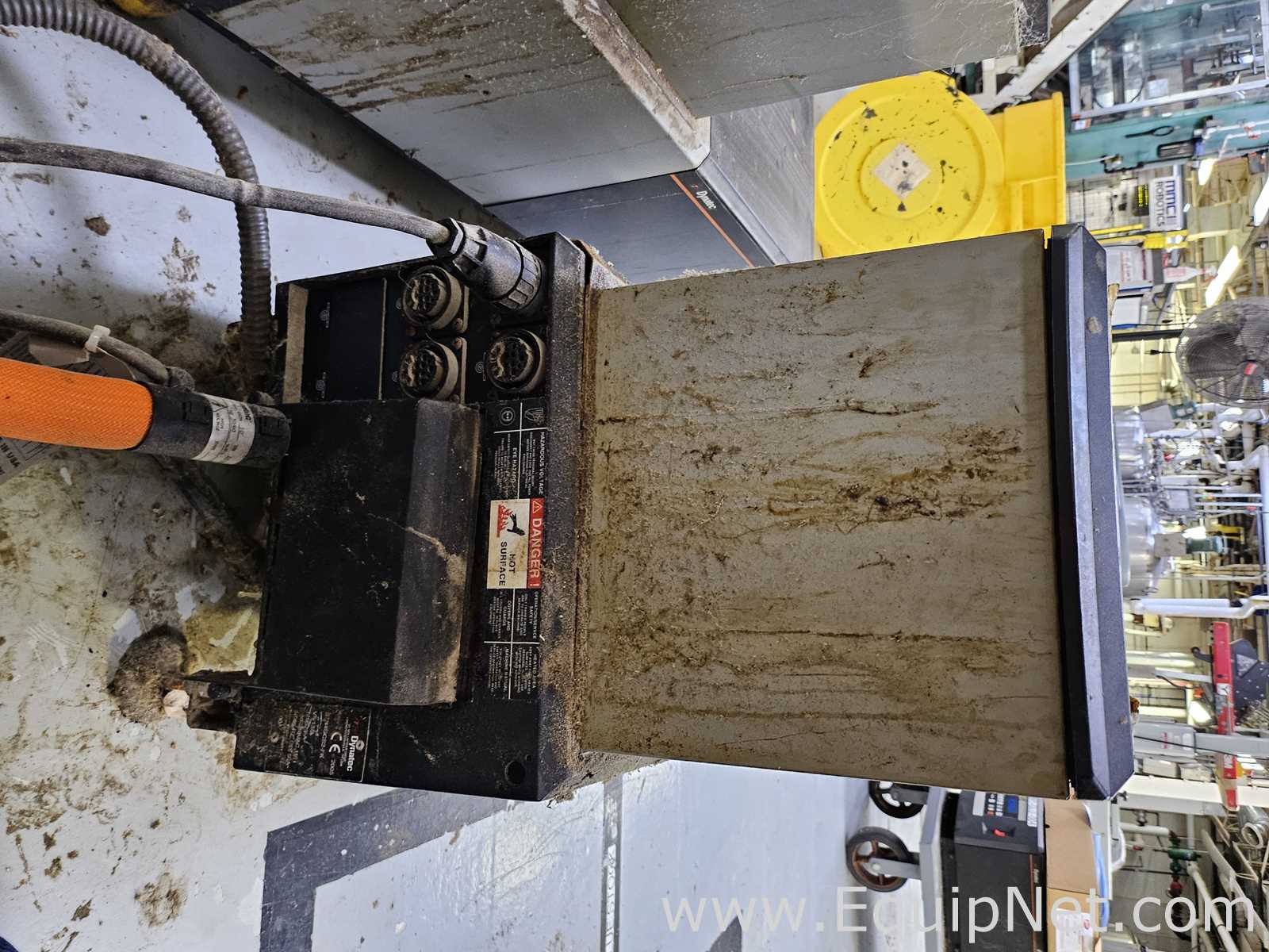 Máquina de Aplicação de Adesivo ITW Dynatec S2N4GCS2-FK