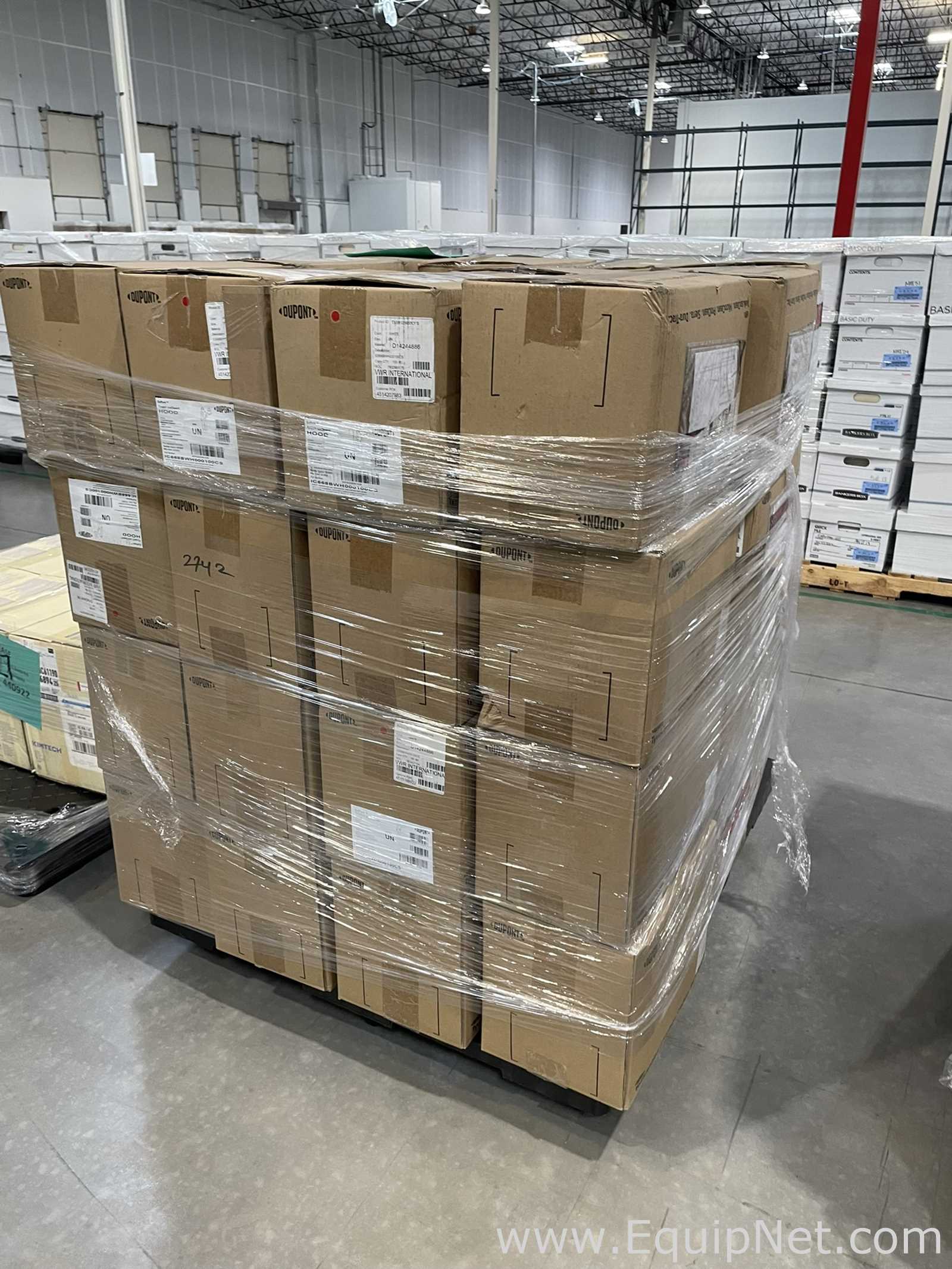 Large Lot of Unused DuPont Tyvek IsoClean IC668BWH000100CS Sterile Cleanroom Hoods
