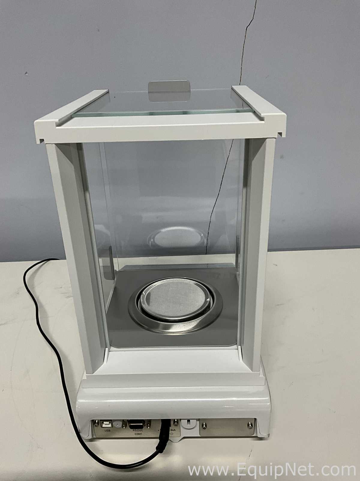 Mettler Toledo NewClassic MF High Precision Laboratory Analytical Balance