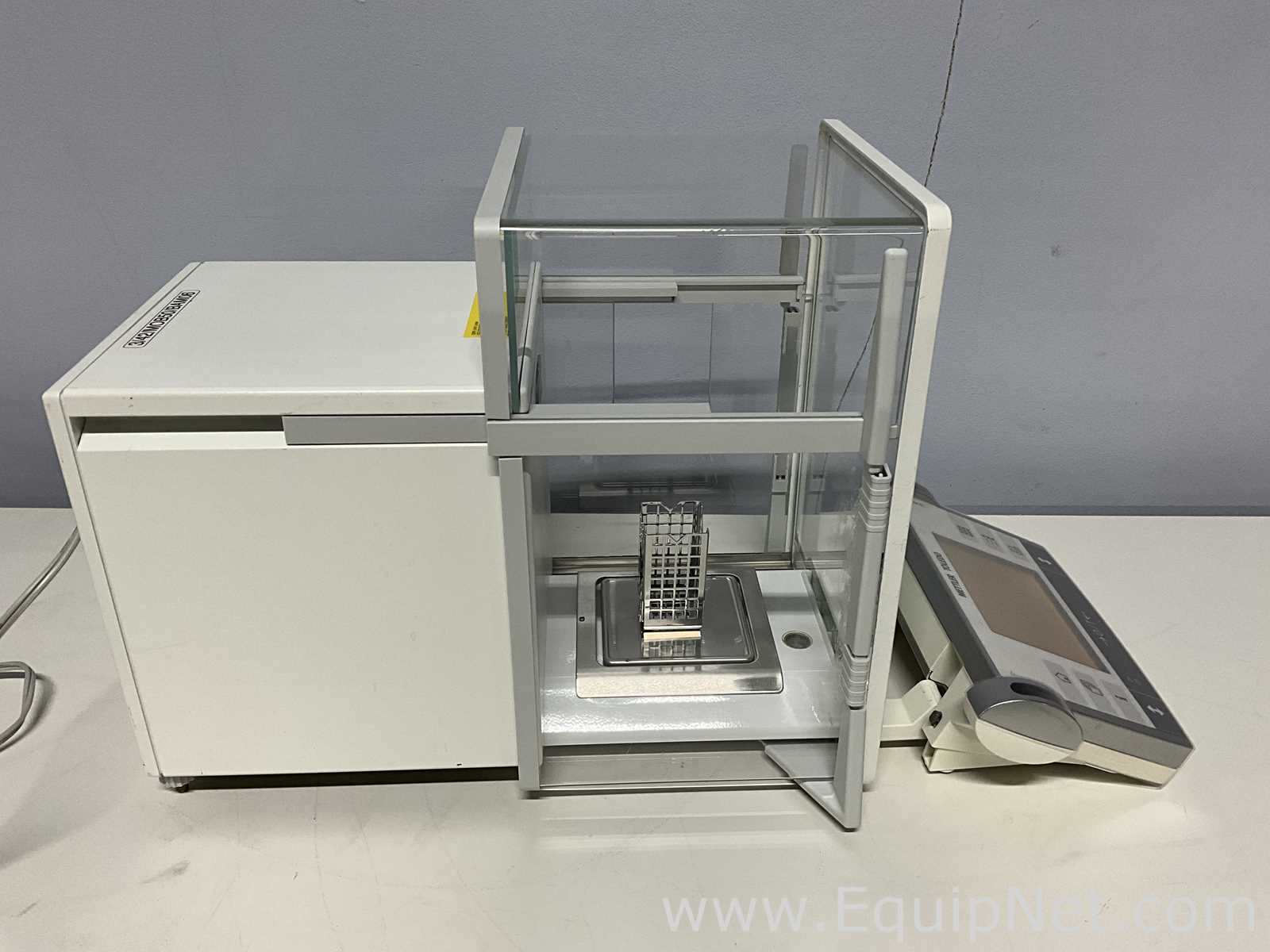 Mettler Toledo AX205 High Precision Laboratory Analytical Balance