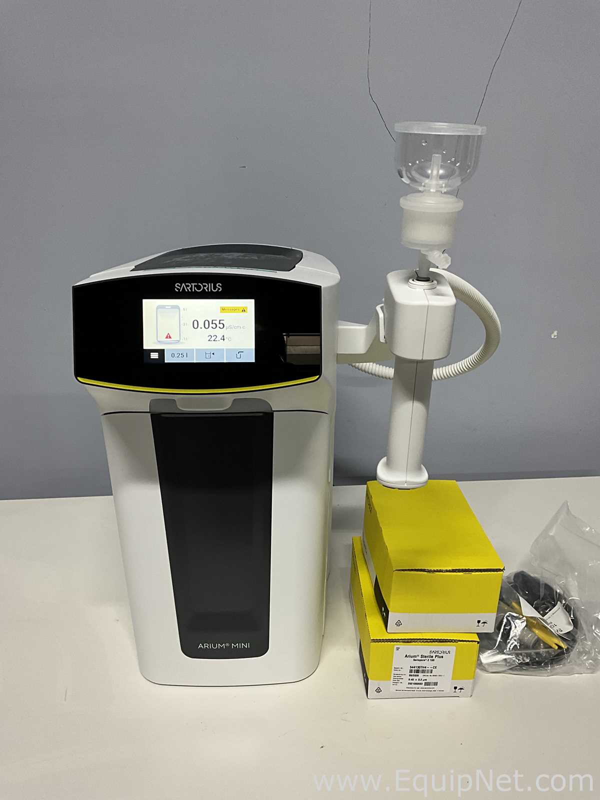 Sistema de Purificación y Destilación de Agua Sartorius Arium - Mini