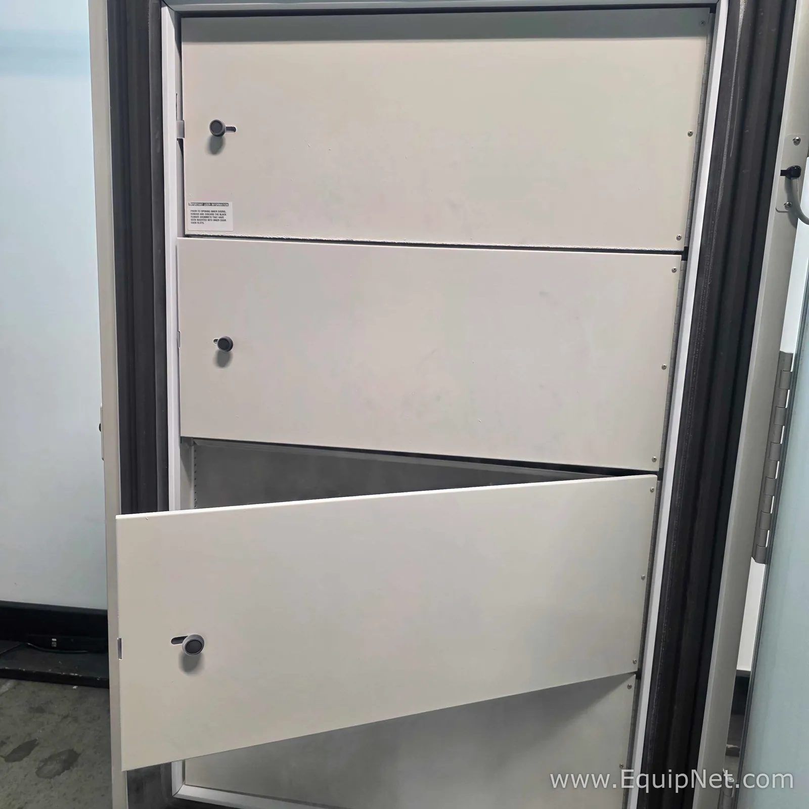VWR VWR40086A Ultra Low Freezer