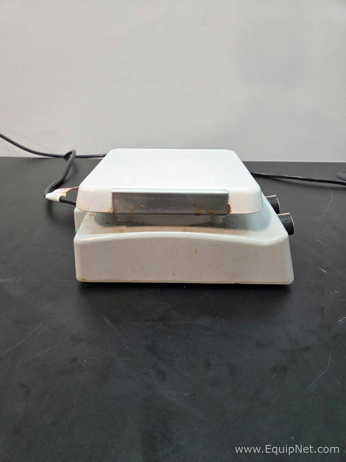 Lot of 2 Fisher Scientific Stirring Hotplates