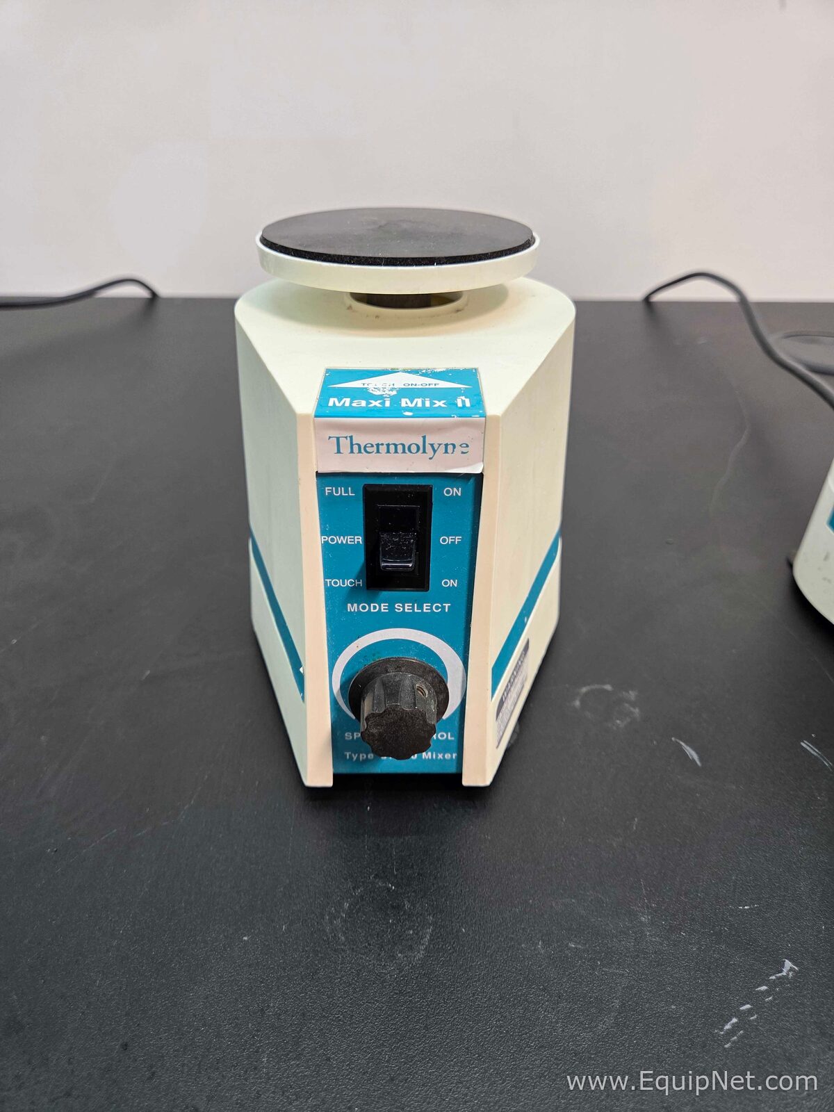 Lot of 3 Thermolyne Maxi Mix II Mixers